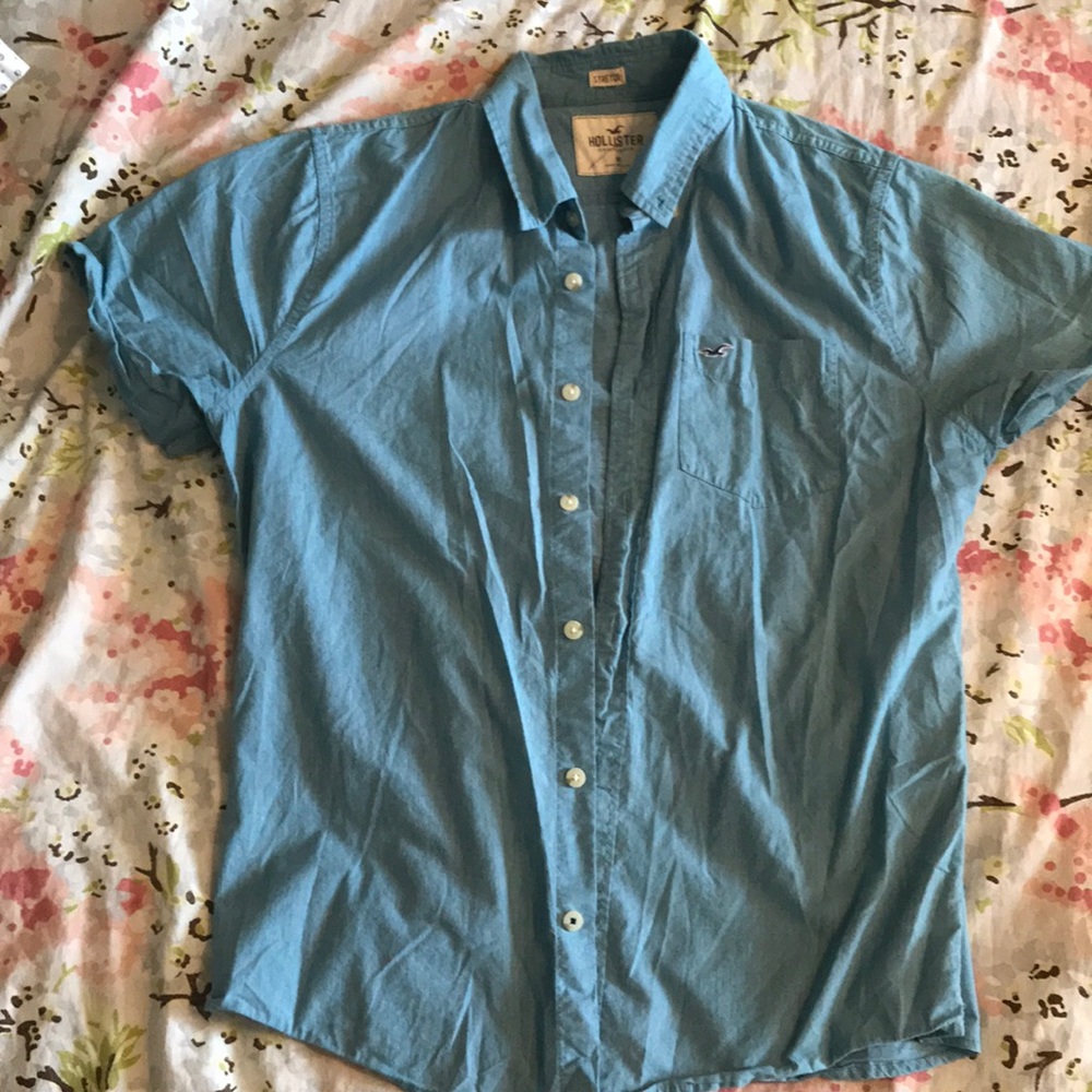 Stretch fit men’s button-down
